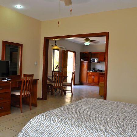 Vista Bahia Beach Resort Panama Bagian luar foto